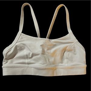 Lululemon Athletica White Sports Bra Size 4